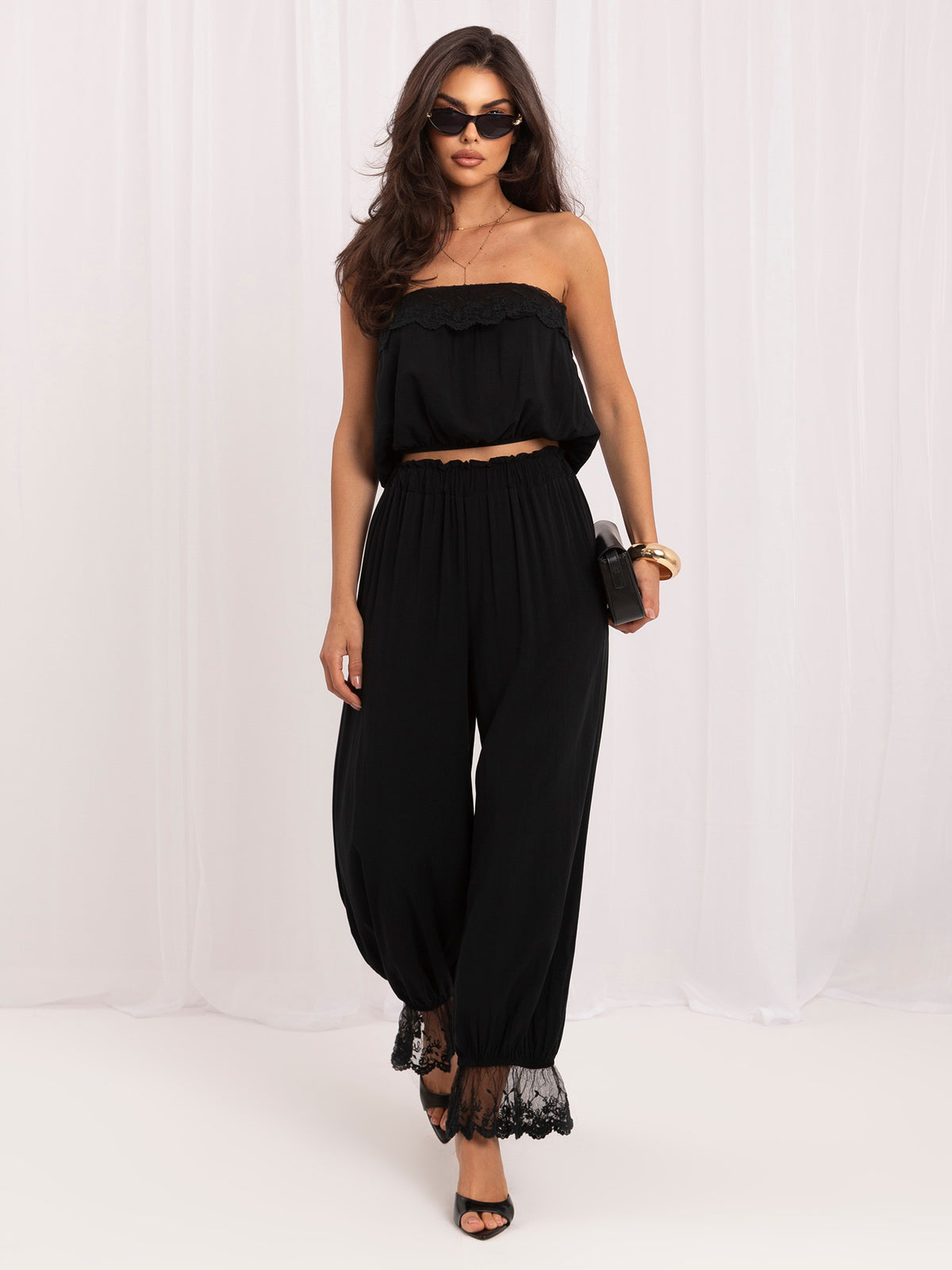 Conjunto de Top Palabra de Honor y Pantalón Negro