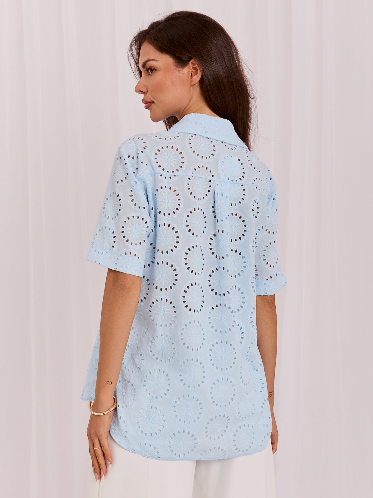 Camisa de Algodón con Bordado Calado