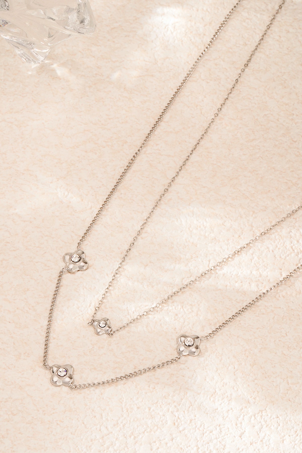collar de flores