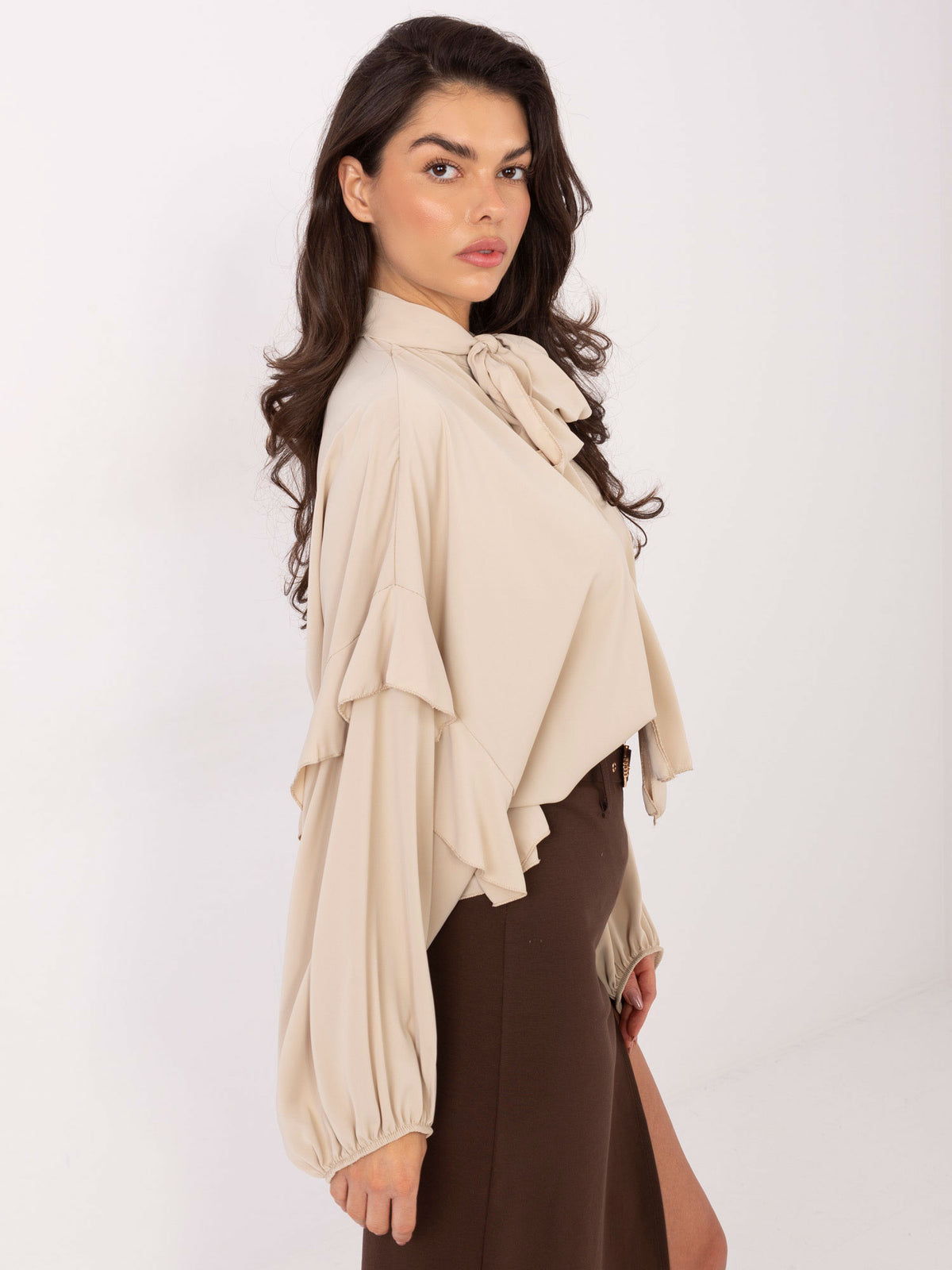 Blusa Elegante con Lazada y Mangas Abullonadas