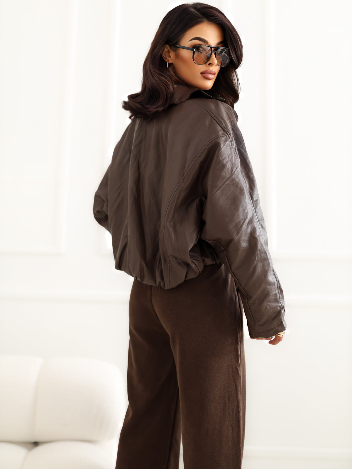 Chaqueta Bomber Corta de Efecto Piel – Marrón