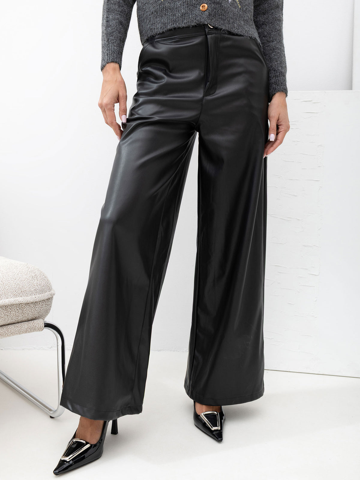 Pantalón de Efecto Piel de Tiro Alto y Pierna Ancha