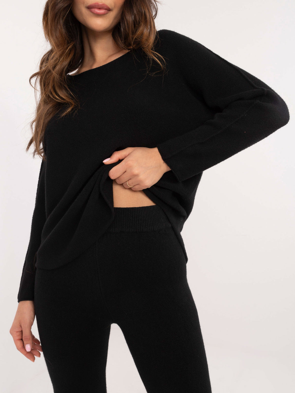 Conjunto de Punto con Jersey y Pantalón Negro