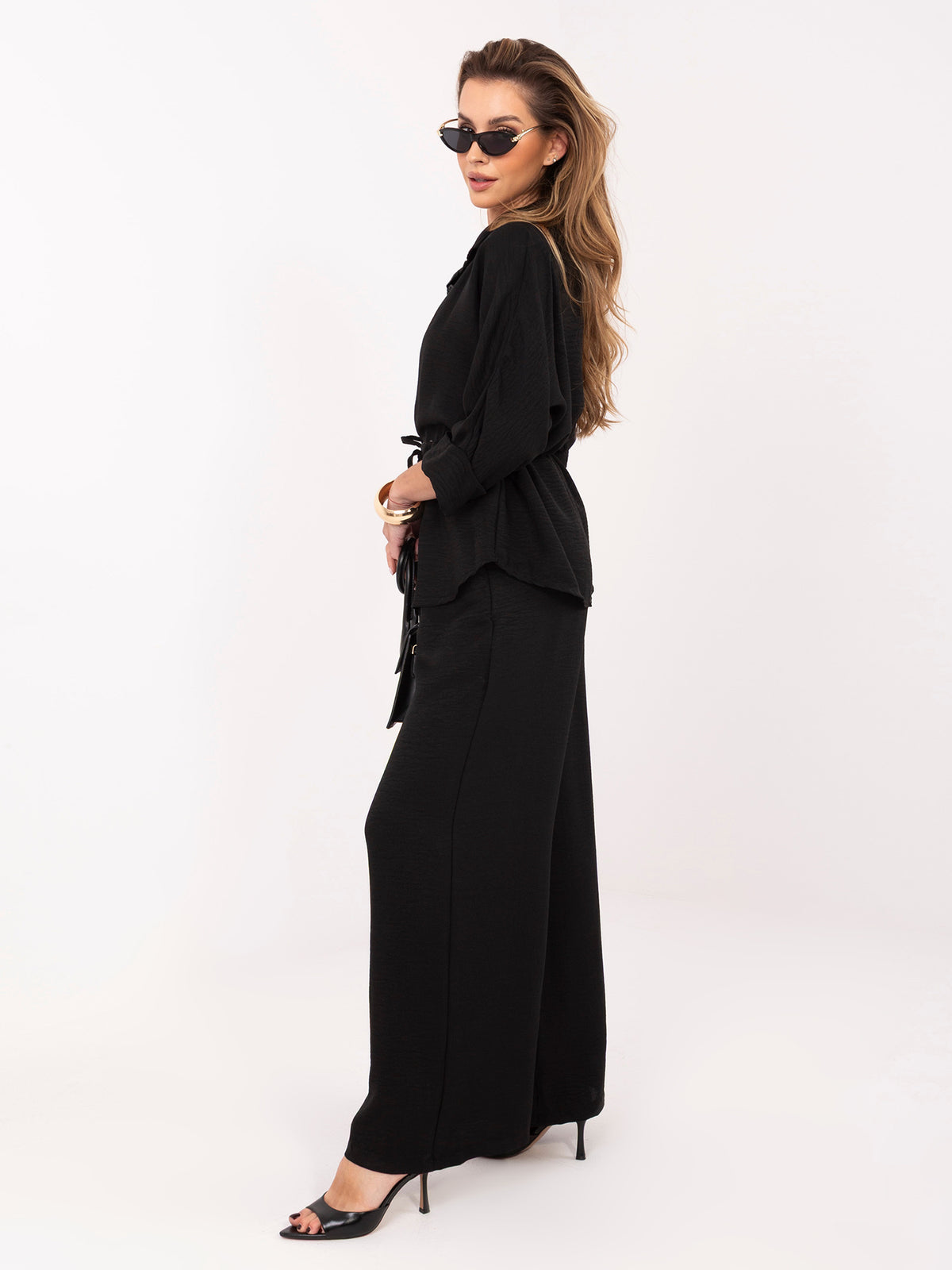 Conjunto de Camisa y Pantalón Negro